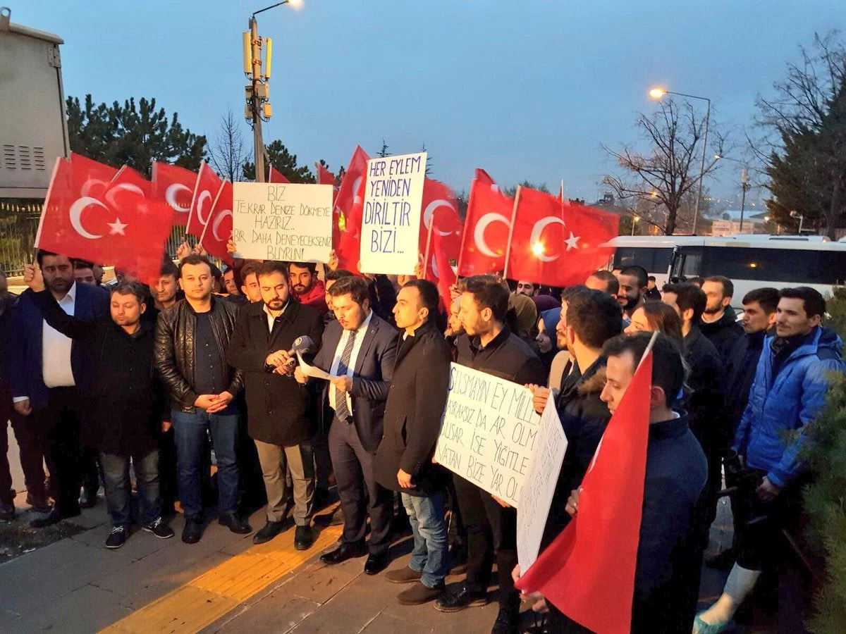 Ξεκίνησαν «παιχνίδι» με την πρεσβεία οι Τούρκοι: «Είμαστε έτοιμοι να σας ρίξουμε ξανά στη θάλασσα – Η σημαία μας θα κυματίσει στην Αθήνα»